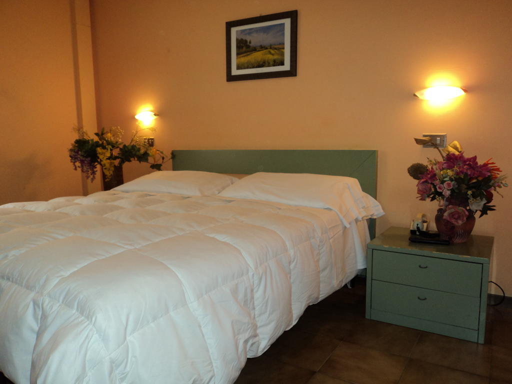 Hotel Zenith Montecatini Terme Zimmer foto