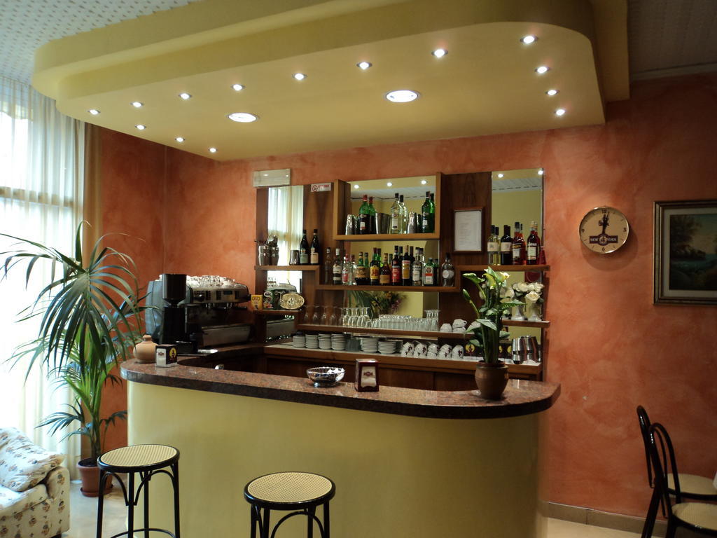 Hotel Zenith Montecatini Terme Exterior foto
